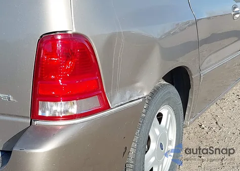 2004 Ford Freestar Sel z USA, uszkodzony, nr VIN 2FMZA52204BA09023